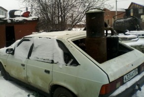 "Москвич" работающий на шишках и навозе