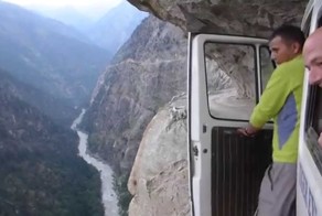 Самая страшная дорога в мире!