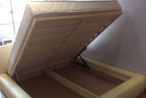 Рукожопим кровать