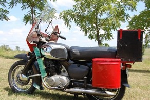 Фермерский мотоцикл с пробегом 335 000 км