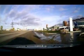 Провалился в яму