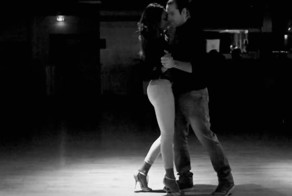 Заводной и невероятно сексуальный танец кизомба 