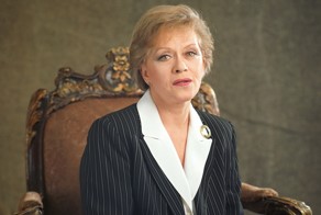 Путин и Медведев поздравили народную артистку СССР Алису Фрейндлих