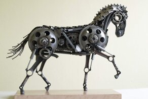 Скульптуры из запчастей