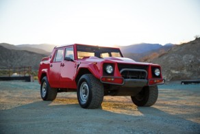 Lamborghini LM002 Триста пикапов от итальянских трактористов