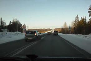 Обгоняющий и поворачивающий
