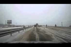 ДТП:Фура всех собрала