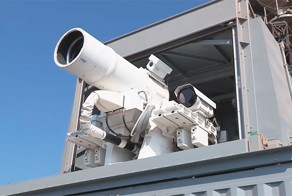 Американцы поставили лазер на корабль