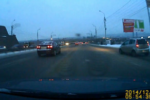 Занос на мосту в Красноярске 