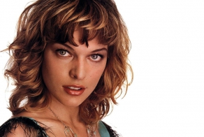 Мила Йовович, день рождения