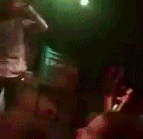 Гитарист против селфи