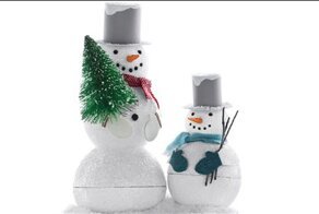 Как сделать снеговика из пенопласта на Новый Год?  