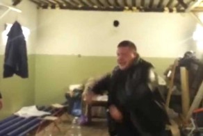 Пьяный тренер по боксу