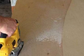 Оригинальный книжный шкаф своими руками