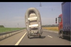 Подборка - Шторм на трассе или летающие лодки