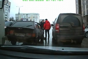 Не пустил короля