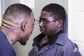 Профилактические беседы с молодыми "гангстерами" в тюрьмах США