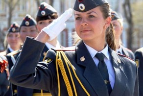 Лучшая половина российской полиции