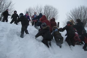 Несколько главных зимних русских игр