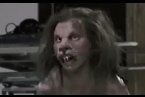 Страшный розыгрыш - нападение крысы - монстра !