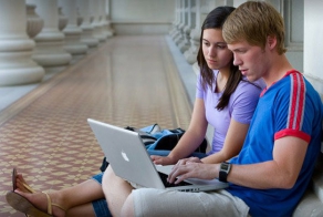 Запад поражен: Образованные россияне массово поддерживают власть  