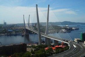 Мост во Владивостоке