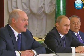 Лукашенко "поругал" журналистов и извинился перед Путиным 23.12.2014