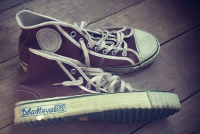 Возрождение производства легендарных советских кед "ДВА МЯЧА"