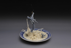 Сказочный дракон в тарелке