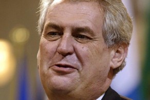 Украинские радикалы призвали чехов свергнуть президента Милоша Земана 