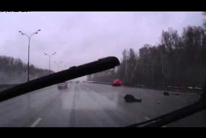 Бензовоз перевернулся на 99 км. МКАД 04.01.2015