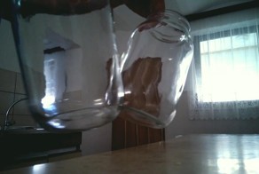 Точка касания банок