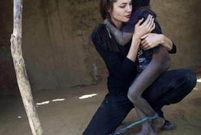 Добро есть на свете, всем добра и счастья в новом году!