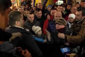 Певица Валевская отказалась петь под флагом УПА 