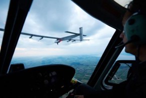 Первый самолет, работающий на солнечных батареях