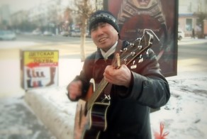 Жизнь забрала зрение, Бог подарил талант 