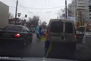 Сбил девушку. ДТП Черкассы 10.01.2015