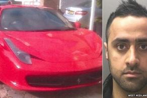 Полицейский «спалился» после того, как приехал на работу на Ferrari