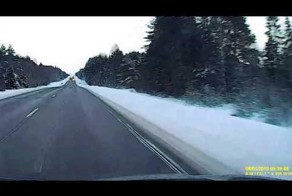 Пошел на обгон, улетел в кювет