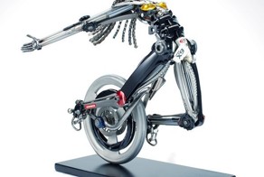 Необычные скульптуры из деталей велосипедов (33 фото)