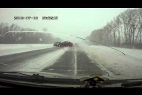 Занесло на встречную. ДТП под Казанью