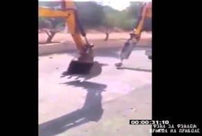 Пока начальник не видит