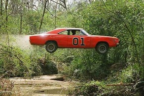 30 автомобилей из известных фильмов (30 фото)