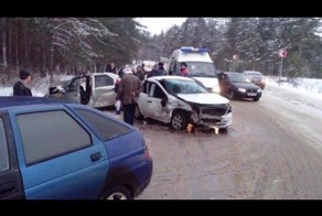 Подборка аварий и ДТП от АртёмБыков за 18.01.2015