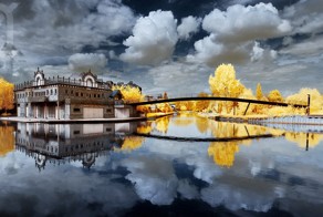 Сказочный мир в инфракрасном свете