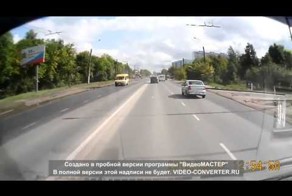 ДТП. Тазик потерял колесо на ходу 