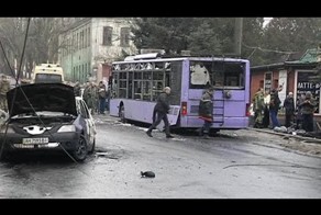 13 погибщих в Донецке - так Украина празднут день Соборности! 