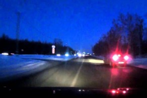 Поворот налево из правого ряда