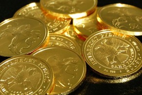 Россия готовится ввести Золотой рубль