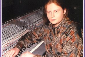 Алексей Вишня. Благодаря ему , мы когда-то  услышали &quot;Группа крови&quot; 